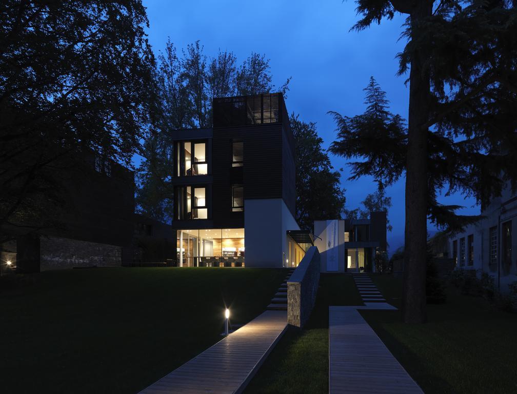 Casa Sull'Albero Hotel Malgrate Exterior photo