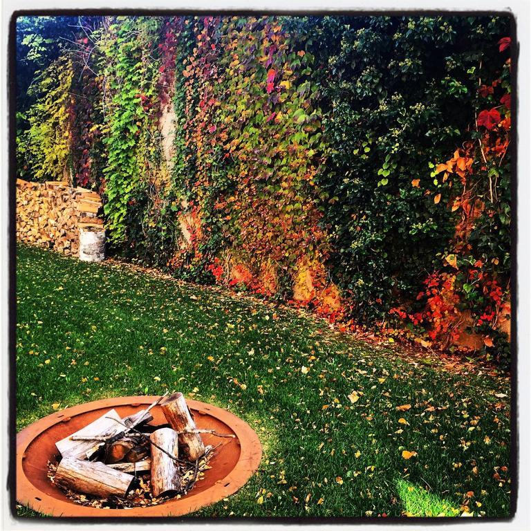 Casa Sull'Albero Hotel Malgrate Exterior photo